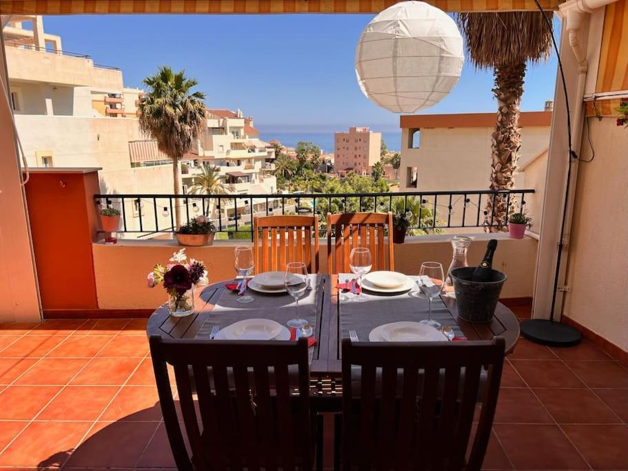 Benalmadena Costa Malaga Apartamento Muy Acogedor Con Vistas Al Mar Terraza Gigante Para Verano E Invierno Parking Ngoại thất bức ảnh