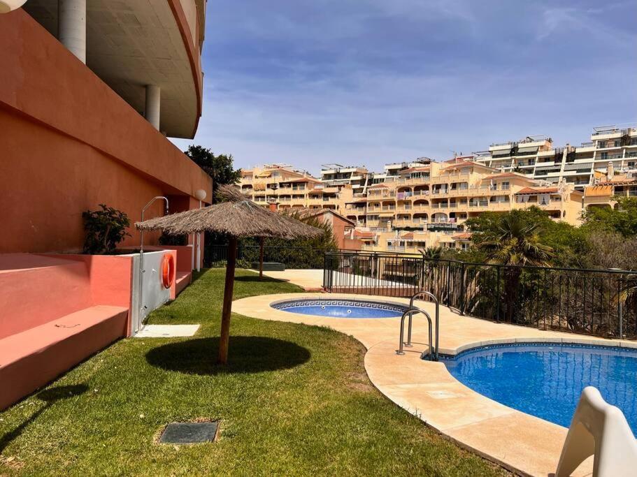 Benalmadena Costa Malaga Apartamento Muy Acogedor Con Vistas Al Mar Terraza Gigante Para Verano E Invierno Parking Ngoại thất bức ảnh