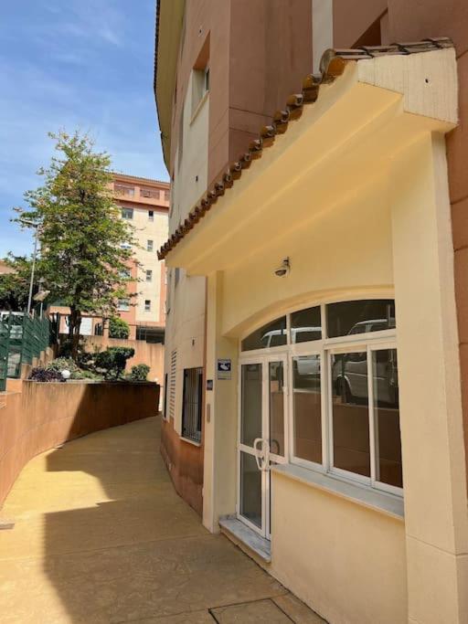 Benalmadena Costa Malaga Apartamento Muy Acogedor Con Vistas Al Mar Terraza Gigante Para Verano E Invierno Parking Ngoại thất bức ảnh
